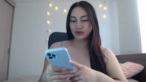 Snapshot of nala_foster chatting on June 12, 2026, 3:55 pm Nala online show from June 12, 2026, 3:55 pm