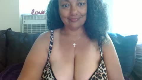 Snapshot of nala_thickk chatting on June 3, 2026, 8:47 pm Nala Thickk online show from June 3, 2026, 8:47 pm