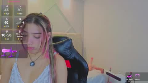 nami_sweet_ online show from November 15, 2025, 12:45 pm