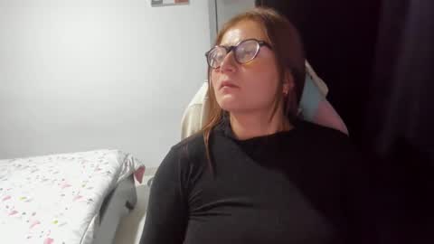 Nami online show from January 5, 2025, 2:06 am