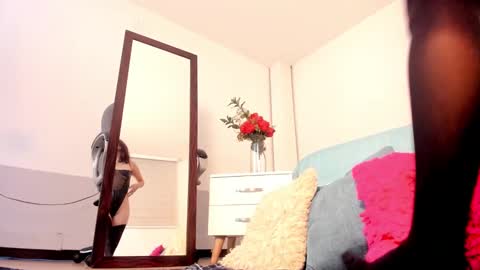 nami online show from February 12, 2025, 2:45 am