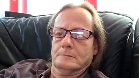 namorreyeb online show from November 3, 2025, 2:40 pm