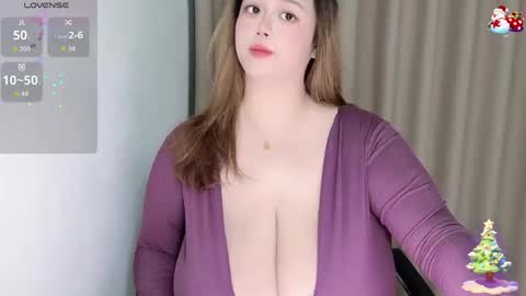 Snapshot of nanabigbobo chatting on May 10, 2026, 6:35 pm nanabigbobo online show from May 10, 2026, 6:35 pm