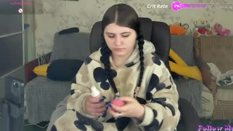 Nana online show from April 21, 2026, 10:23 pm