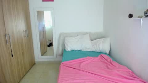 samantha online show from September 8, 2025, 7:24 pm