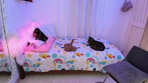 samantha online show from October 8, 2025, 7:44 pm