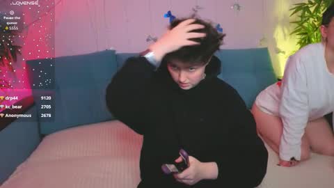 Maeve online show from December 15, 2025, 2:32 pm