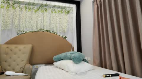 Nana Sakura online show from December 12, 2024, 2:55 pm