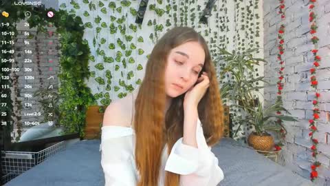 Luna online show from February 10, 2025, 8:09 am