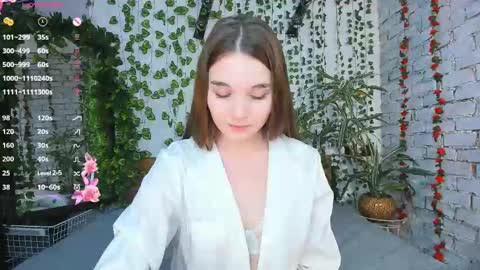 Luna online show from February 24, 2025, 9:32 am