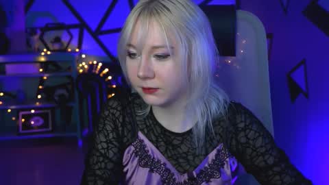 nancymartinez online show from March 5, 2025, 5:18 am