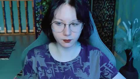 nancymartinez online show from October 8, 2025, 5:05 am