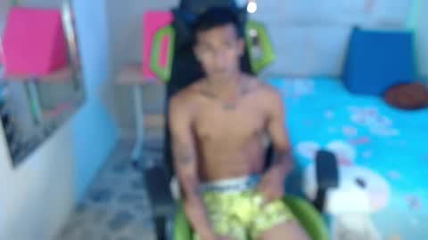 nando_col online show from September 22, 2025, 8:22 pm