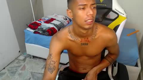 nando_col online show from November 7, 2025, 11:10 am