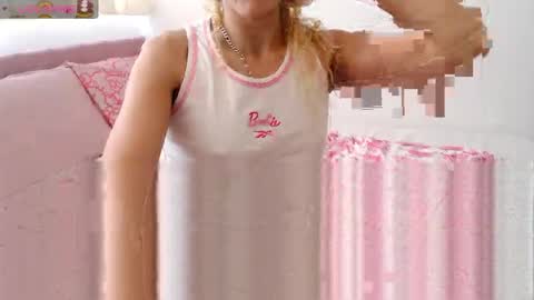 Nanki Teresa online show from March 23, 2026, 10:47 pm