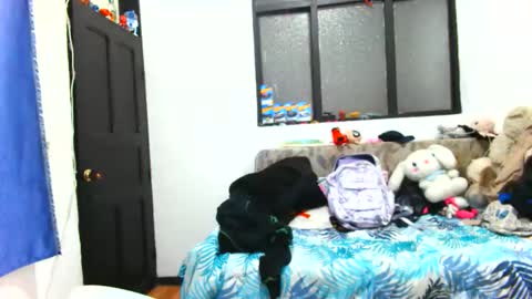 nanilux_1 online show from October 21, 2025, 12:44 am