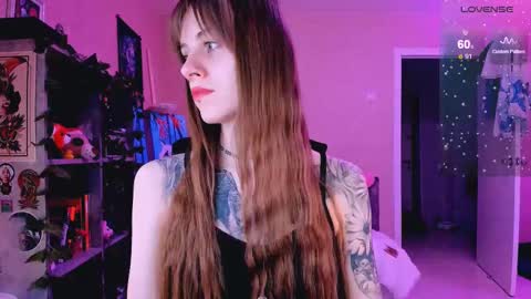 Snapshot of nanitamoore chatting on February 26, 2025, 8:44 pm Monday-Friday 12-4 AM and 6-9 AM New York time online show from February 26, 2025, 8:44 pm