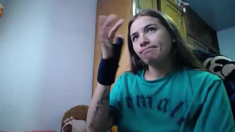 nanna yoshi online show from April 17, 2026, 7:06 pm