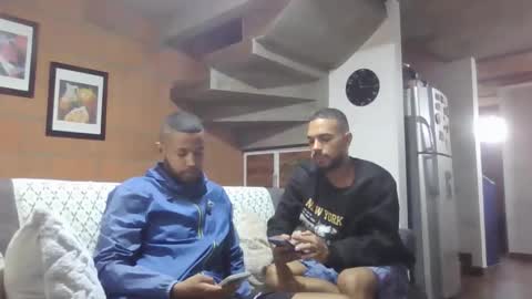 nano1206 online show from April 19, 2026, 8:00 pm