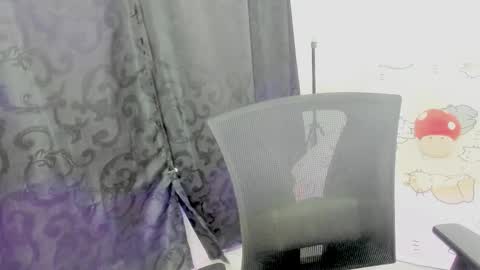  Naoko  online show from December 20, 2025, 12:07 am