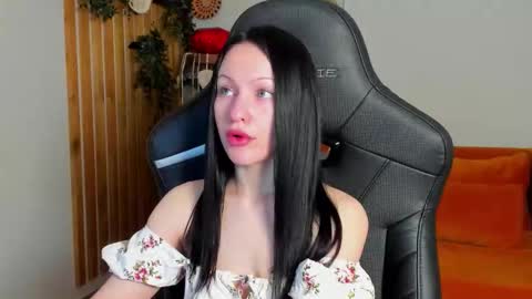 Naomi online show from February 20, 2026, 5:37 am