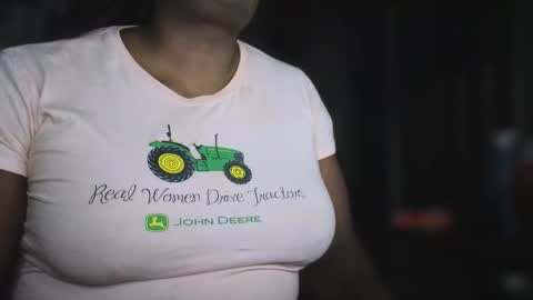 Naomi online show from November 6, 2025, 9:43 am