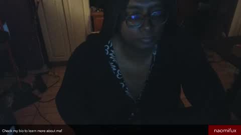 Naomi online show from February 3, 2026, 7:02 am