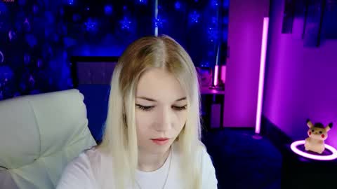 naomihita online show from April 20, 2026, 8:28 am