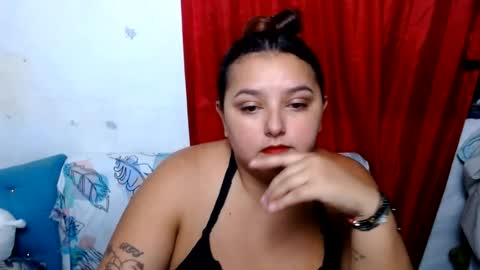 Snapshot of naomiquiin chatting on August 2, 2026, 4:00 am naomiquiin online show from August 2, 2026, 4:00 am