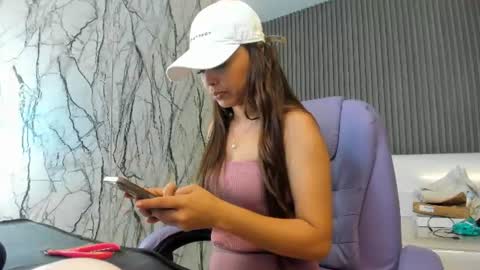 Snapshot of naomis_36 chatting on June 14, 2026, 2:08 pm Naomis online show from June 14, 2026, 2:08 pm