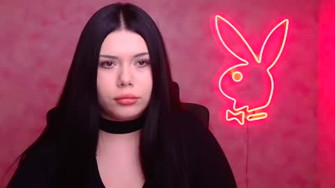 Naomi online show from December 1, 2025, 8:25 pm