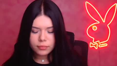 Naomi online show from December 5, 2025, 6:48 pm