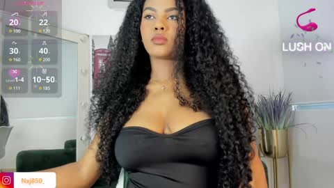 Naomi     online show from December 21, 2024, 10:19 pm