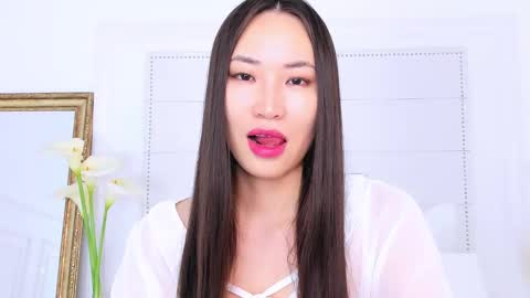 Naomi online show from February 7, 2025, 2:29 am