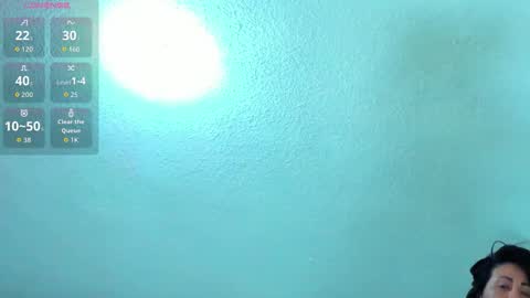 Snapshot of naommymatinz chatting on October 14, 2025, 2:23 am Naommy Matinz online show from October 14, 2025, 2:23 am