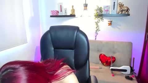 Snapshot of naomy_hot04 chatting on May 9, 2026, 8:36 pm naomy online show from May 9, 2026, 8:36 pm
