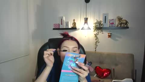 Snapshot of naomy_hot04 chatting on June 9, 2026, 11:27 pm naomy online show from June 9, 2026, 11:27 pm