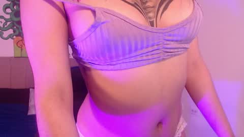 Snapshot of naomybenedetti chatting on January 12, 2025, 2:41 pm Nao online show from January 12, 2025, 2:41 pm