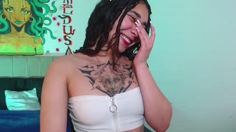 Snapshot of naomybenedetti chatting on January 16, 2025, 8:03 pm Nao online show from January 16, 2025, 8:03 pm