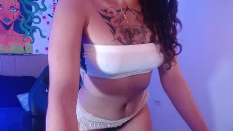 Snapshot of naomybenedetti chatting on January 20, 2025, 11:10 pm Nao online show from January 20, 2025, 11:10 pm