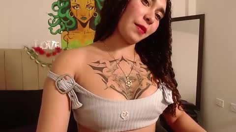 Snapshot of naomybenedetti chatting on March 9, 2025, 7:15 pm Nao online show from March 9, 2025, 7:15 pm