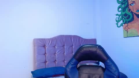 Snapshot of naomybenedetti chatting on September 28, 2025, 1:05 pm Nao online show from September 28, 2025, 1:05 pm