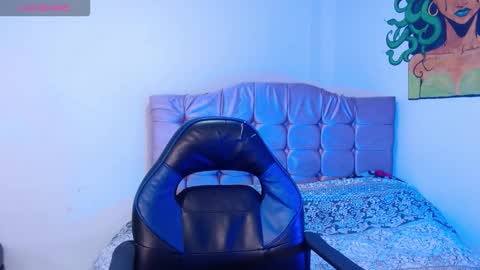 Snapshot of naomybenedetti chatting on October 14, 2025, 12:06 pm Nao online show from October 14, 2025, 12:06 pm