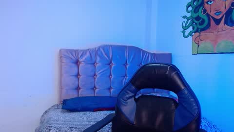 Snapshot of naomybenedetti chatting on November 5, 2025, 12:27 pm Nao online show from November 5, 2025, 12:27 pm