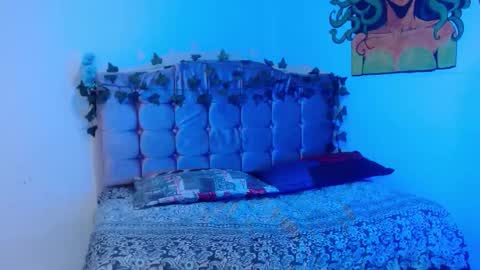 Snapshot of naomybenedetti chatting on November 24, 2025, 12:49 pm Nao online show from November 24, 2025, 12:49 pm