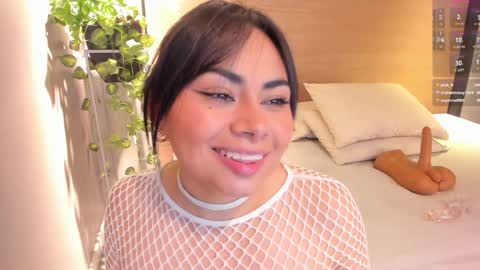 Naomy  online show from February 1, 2025, 7:23 pm