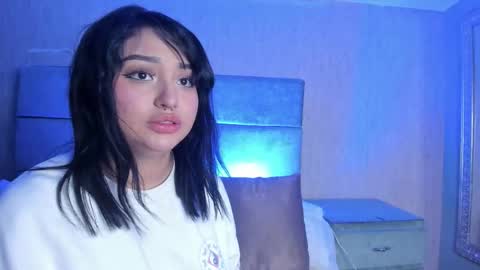 Naomy online show from March 29, 2026, 8:09 pm