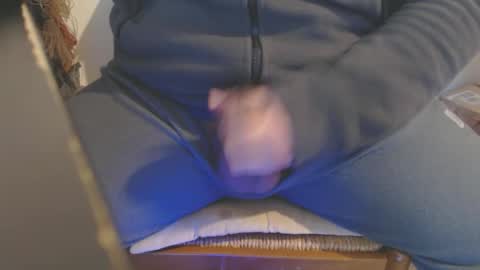 Snapshot of napoletanoinculo chatting on December 31, 2024, 8:37 am NapolICazzo online show from December 31, 2024, 8:37 am