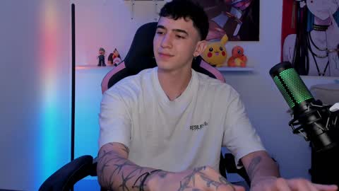 Snapshot of naranjo_seb chatting on December 16, 2024, 5:06 am sebastian online show from December 16, 2024, 5:06 am