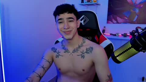 Snapshot of naranjo_seb chatting on February 6, 2025, 4:10 am sebastian online show from February 6, 2025, 4:10 am